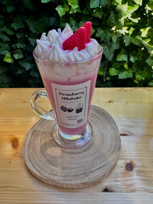 Lumânare Milkshake de Căpșuni