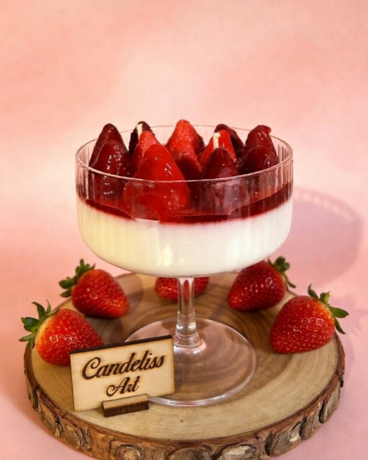 Lumânare Strawberry Panna cotta